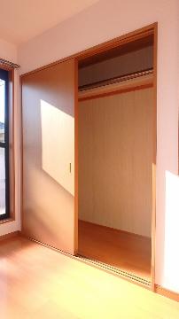 収納　コートも掛けれる収納♪（イメージ）