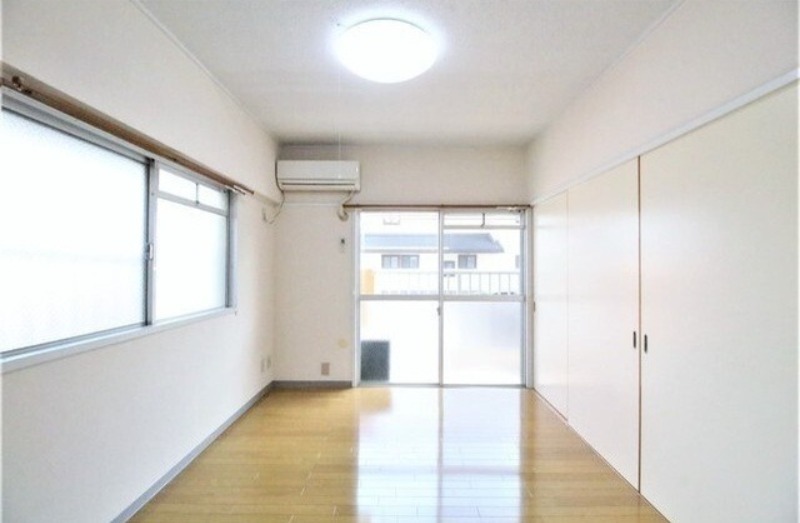 居室・リビング　図面と現状に相違がある場合には現状を優先