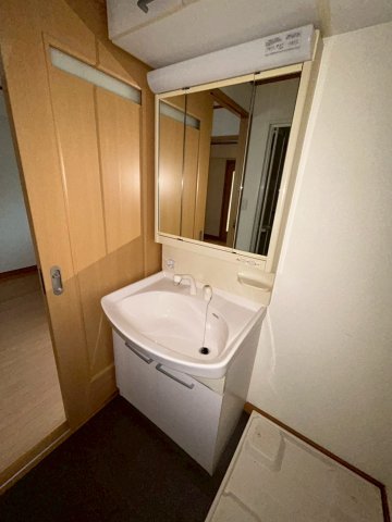 洗面設備　忙しい朝には欠かせない洗面所です