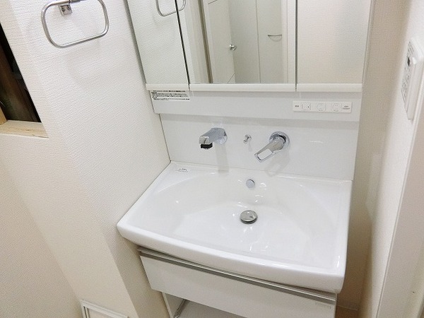 洗面設備　同型使用写真！