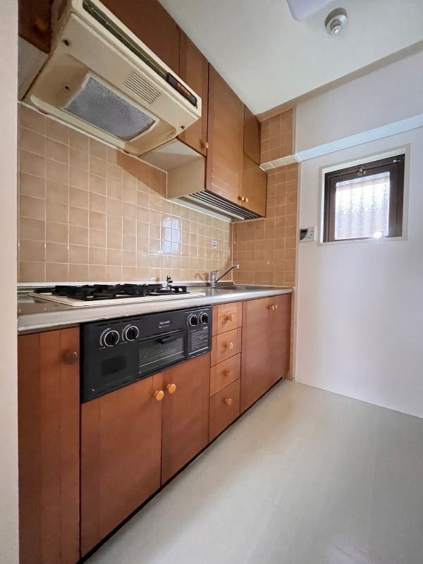 キッチン　※別部屋参考写真