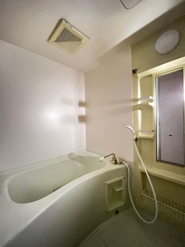 バス・シャワールーム　※別部屋参考写真