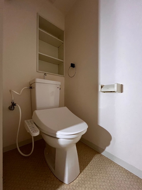 トイレ　※別部屋参考写真