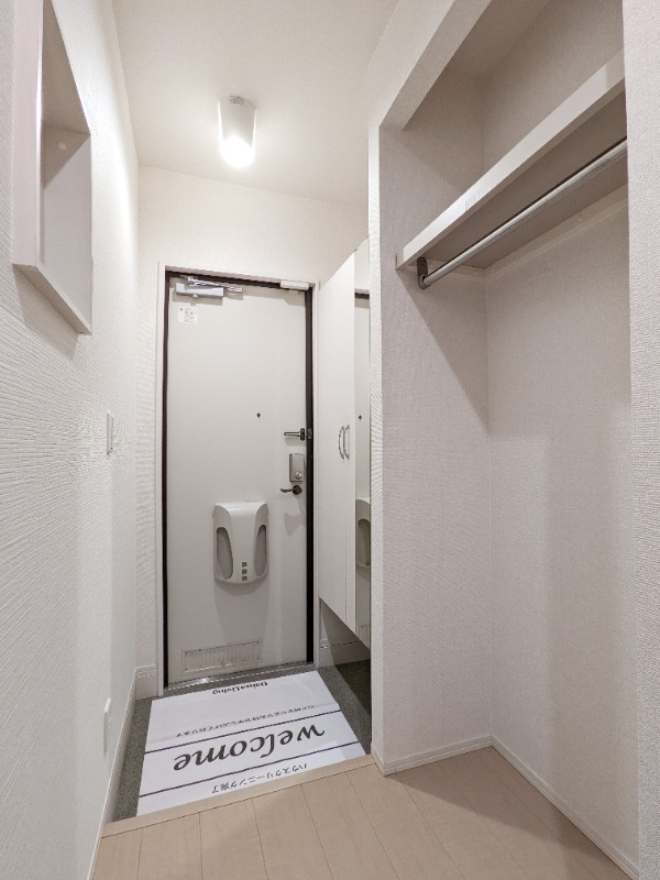 玄関　図面と現状に相違がある場合には現状を優先