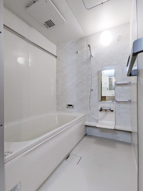 バス・シャワールーム　図面と現状に相違がある場合には現状を優先