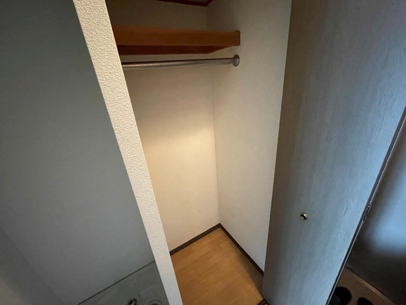 収納　同タイプの写真を使用