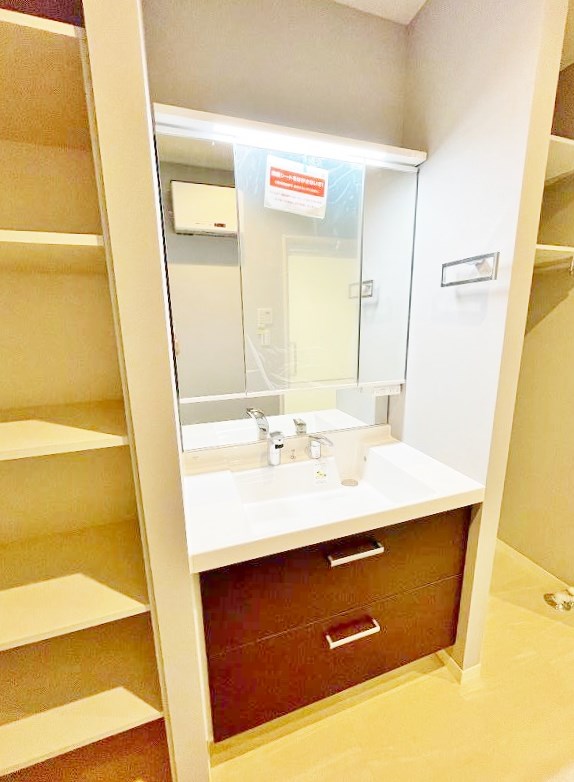 洗面設備　★洗面脱衣所/シャワー付き洗面台★