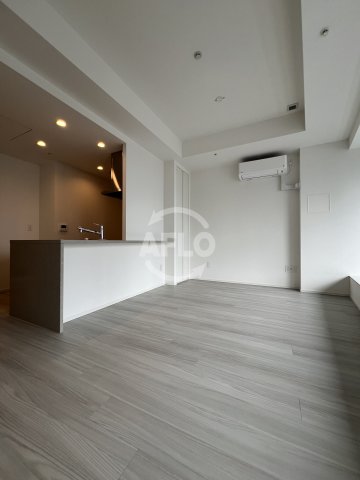 居室・リビング　Brillia Tower堂島　リビング