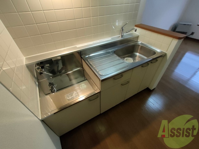 キッチン　キッチンはスペースも広々していて使いやすそうですよ！