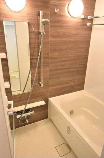 バス・シャワールーム