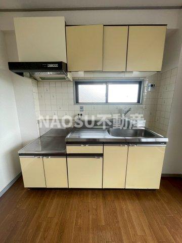 キッチン　キッチンでお料理をお楽しみください