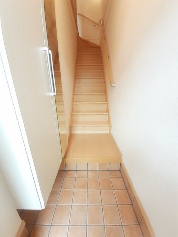 玄関　シンプルで使いやすい玄関です