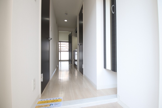 玄関　※別室の参考写真の為、現況優先です。