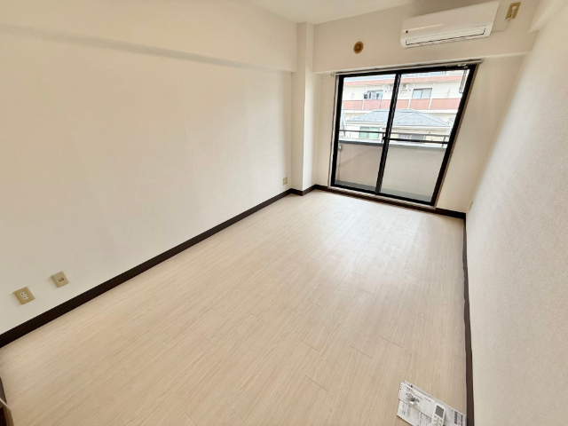 居室・リビング　明るい雰囲気のお部屋です♪