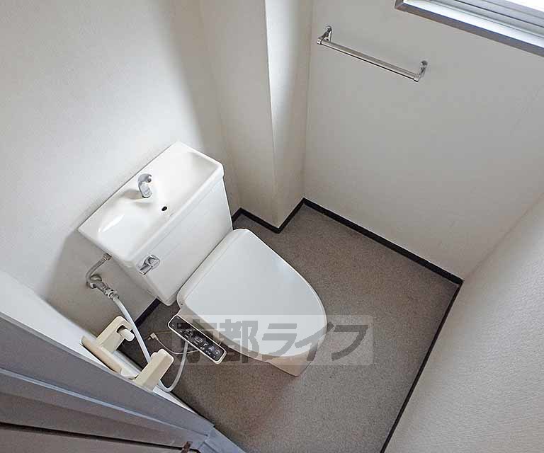 トイレ　清潔感のあるトイレです。