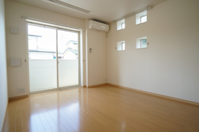 居室・リビング　図面と現状に相違がある場合には現状を優先