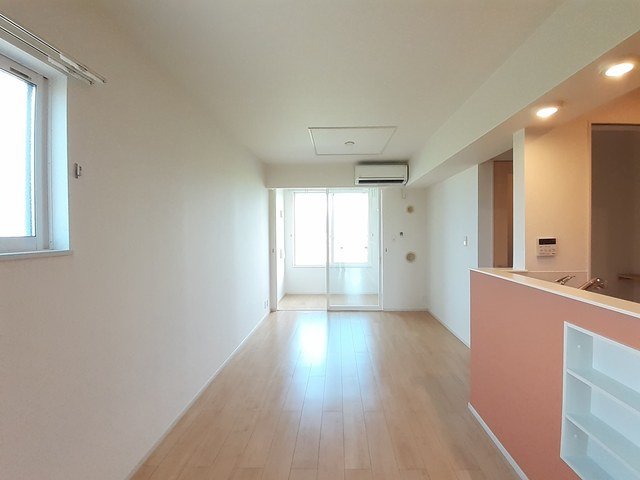 居室・リビング　使いやすい居間です