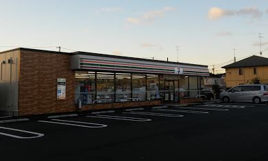 コンビニ　セブンイレブン（コンビニ）まで4077m