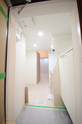 玄関　セレニテ梅田ルフレ