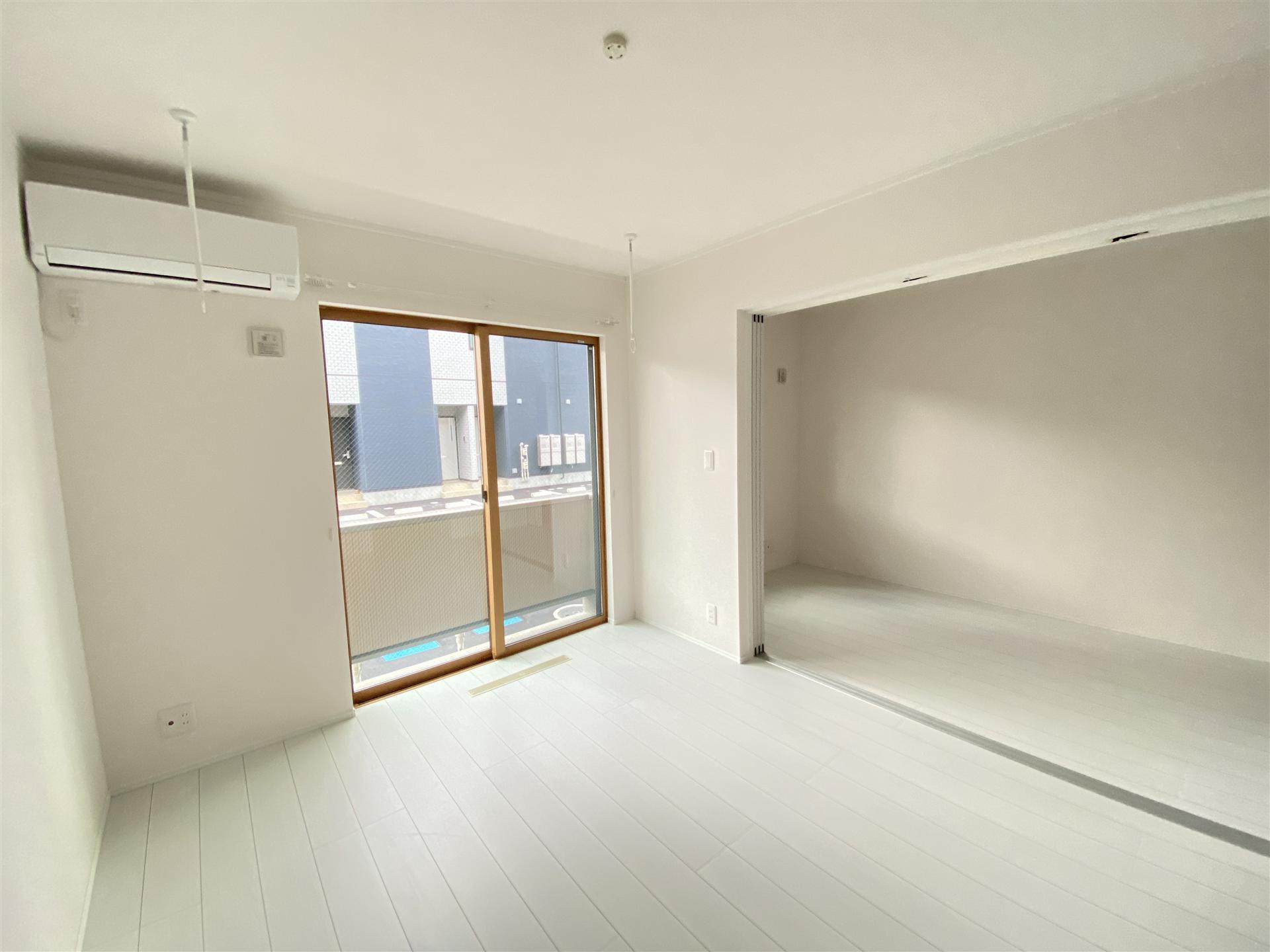 居室・リビング　すべて参考写真です（102）