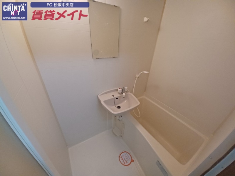 バス・シャワールーム　同型参考写真