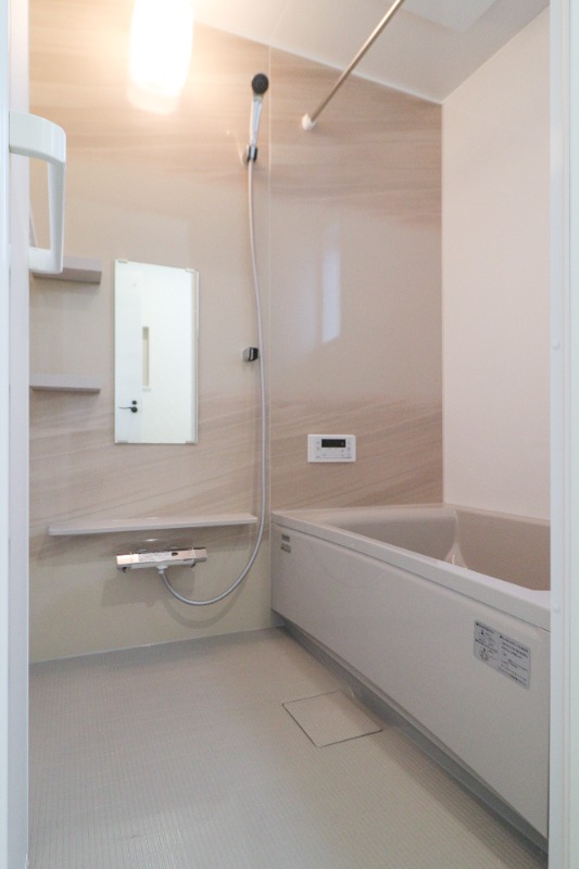 バス・シャワールーム　図面と現状に相違がある場合には現状を優先