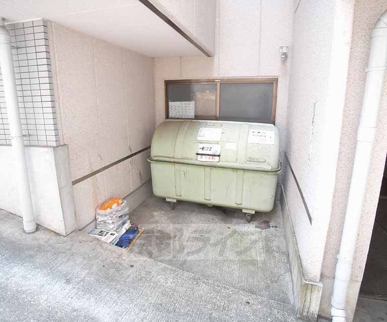 その他　ゴミ回収ボックスです