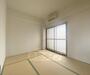 居室・リビング　落ち着いた雰囲気のお部屋です