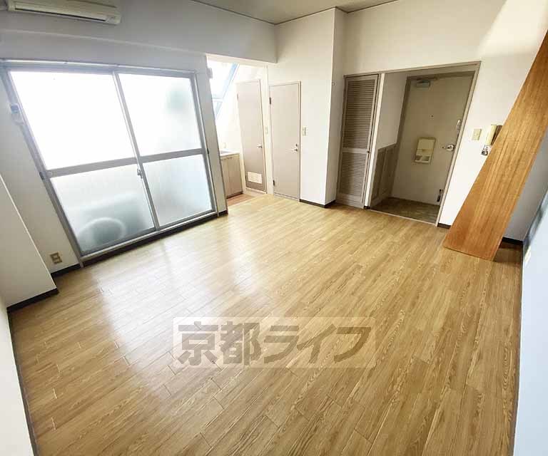 居室・リビング　人気エリアの物件です