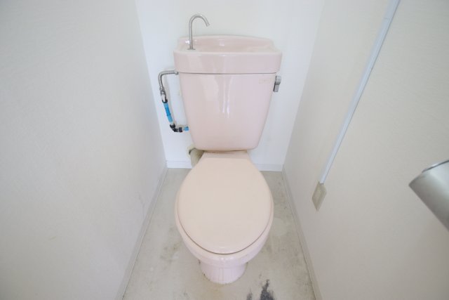 トイレ　別室の参考写真です。※現況優先