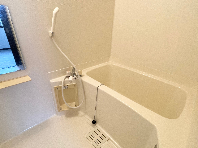 バス・シャワールーム　※室内写真は別室サンプル写真。