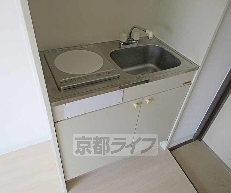 キッチン　キッチンもキレイにしてあります