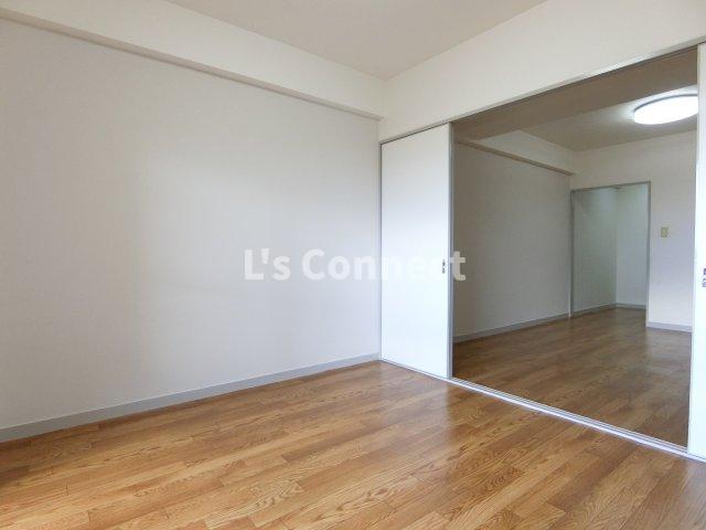 その他部屋・スペース　ＬＤＫと洋室は繋げて使うこともできます。