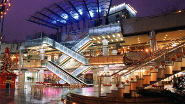 ショッピングセンター　コムズガーデン（ショッピングセンター）まで817m