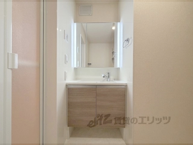 洗面設備　独立洗面台