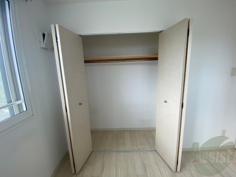 収納　収納もバッチリあるのでお部屋が片付きますよ！