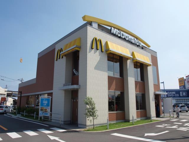 飲食店　マクドナルド（飲食店）まで462m