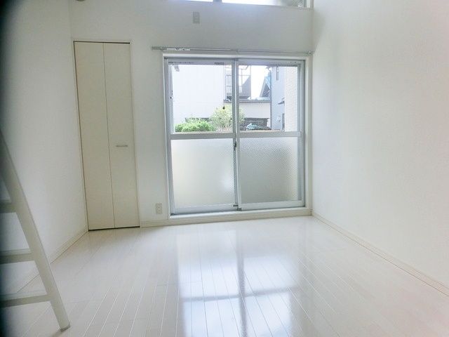 居室・リビング　キレイな居室