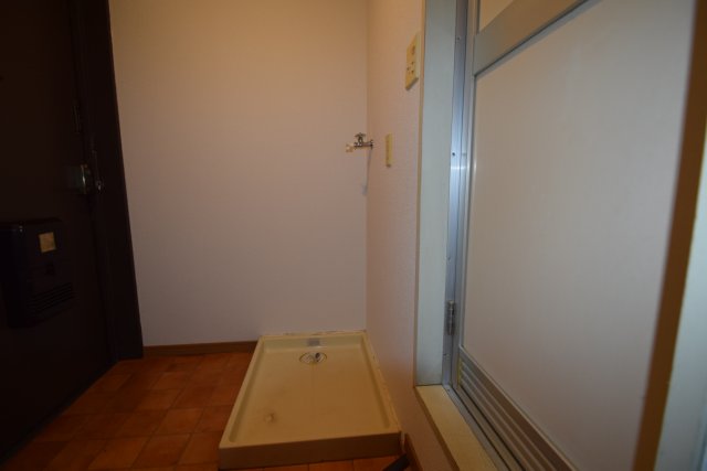 その他部屋・スペース　洗濯機置き場