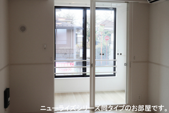 バルコニー　※参考　同シリーズの写真です