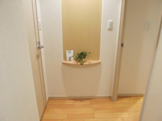 玄関　別部屋参考写真