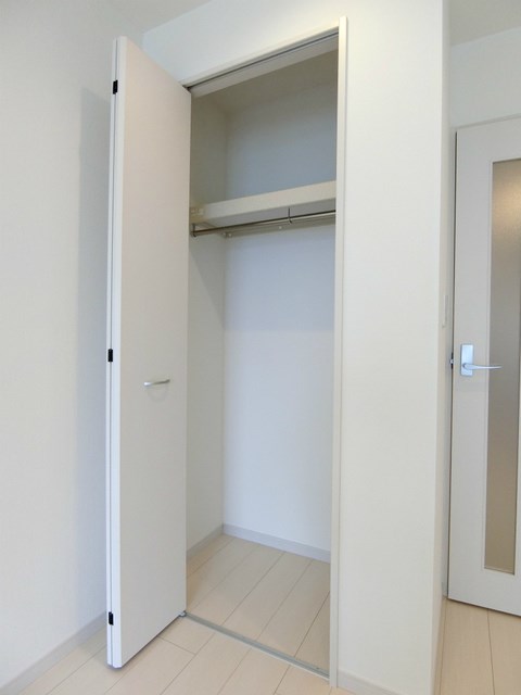 収納　お部屋を広くお使いいただけます。。