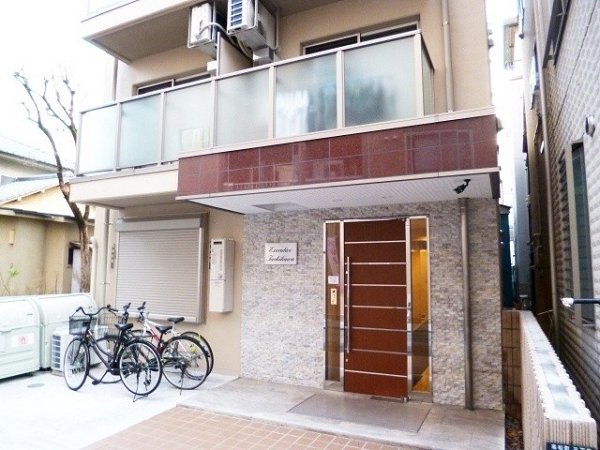 建物外観　駅まで徒歩圏内