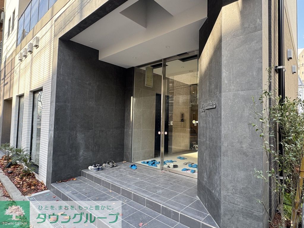 エントランス　エントランス