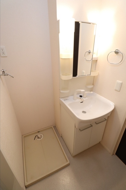 洗面設備　室内洗濯機置き場★洗髪洗面化粧台