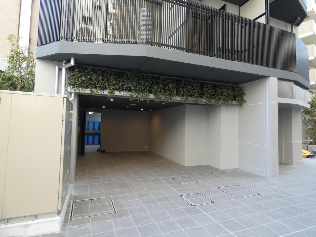 エントランス　エントランス