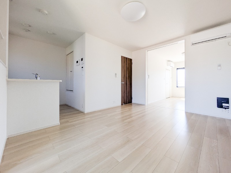 居室・リビング　図面と現状に相違がある場合には現状を優先