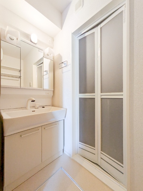 洗面設備　図面と現状に相違がある場合には現状を優先