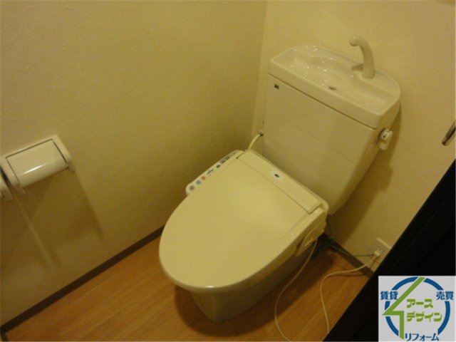 トイレ　パース写真