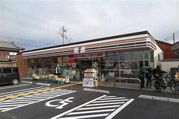 コンビニ　セブン－イレブン　姫路京口店（コンビニ）まで407m